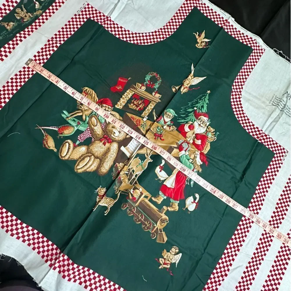 Vintage Lot Cut and Sew Festive Crafts - Wreath, Santa’s Stockings and Apron